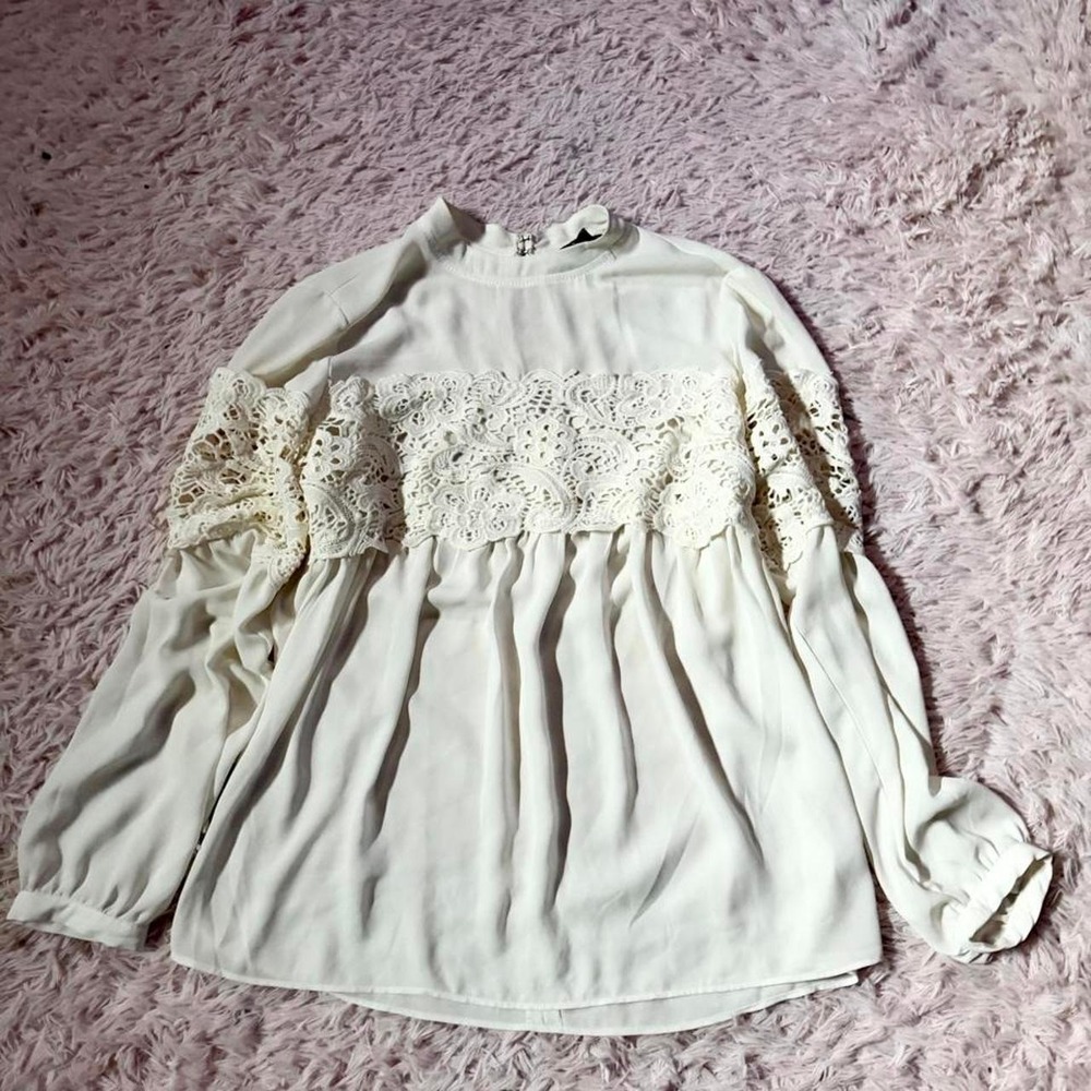Whimsical Feminine Soft Girl Romantic Renaissance Lace Fairy Core Top Womens M